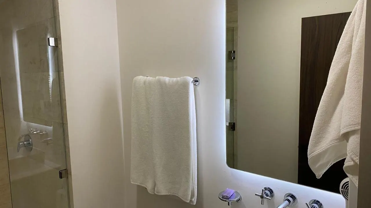 Estudio Moderno Y Zona Exclusiva Tulum 0*,